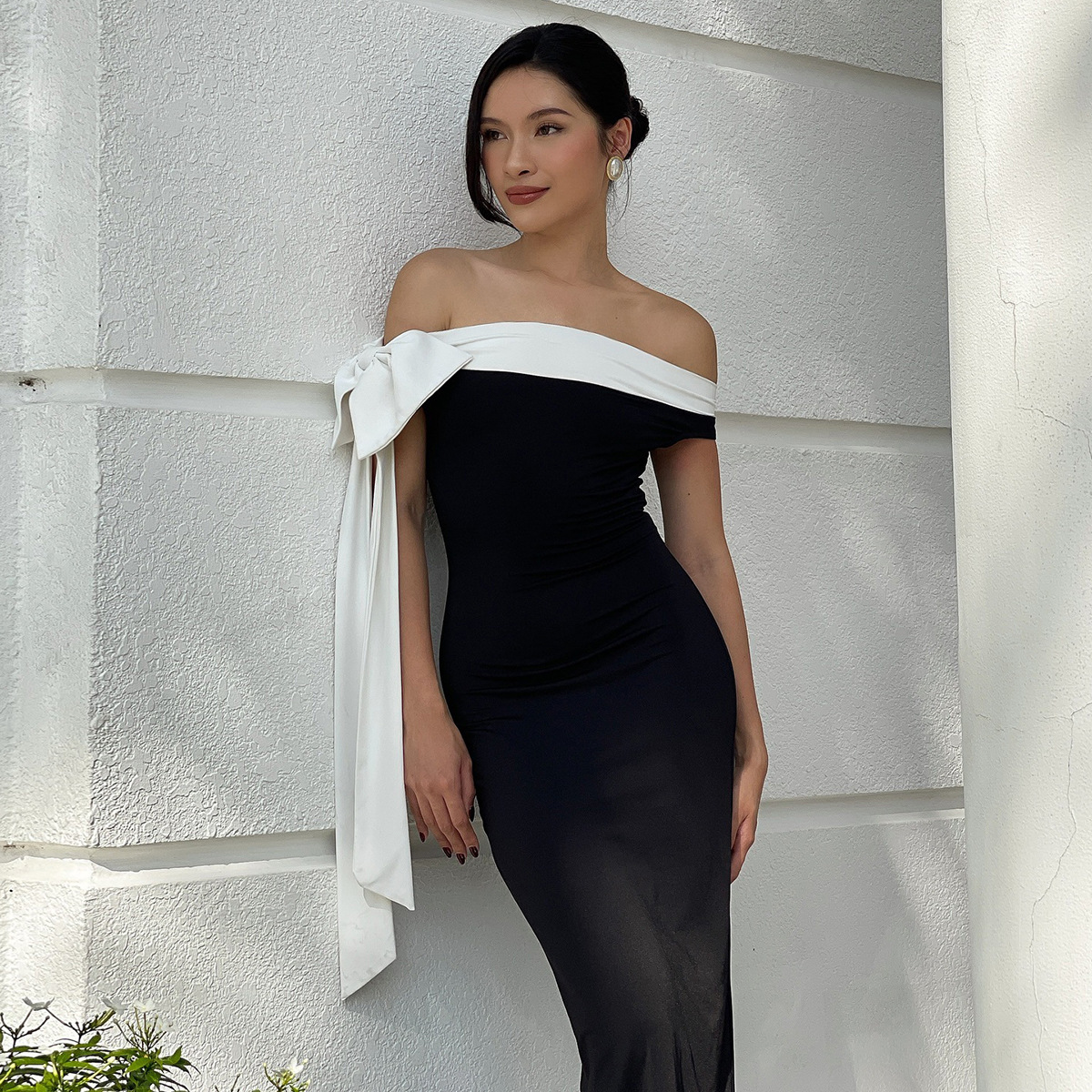 Onella® | Robe femme à épaules dénudées avec nœud